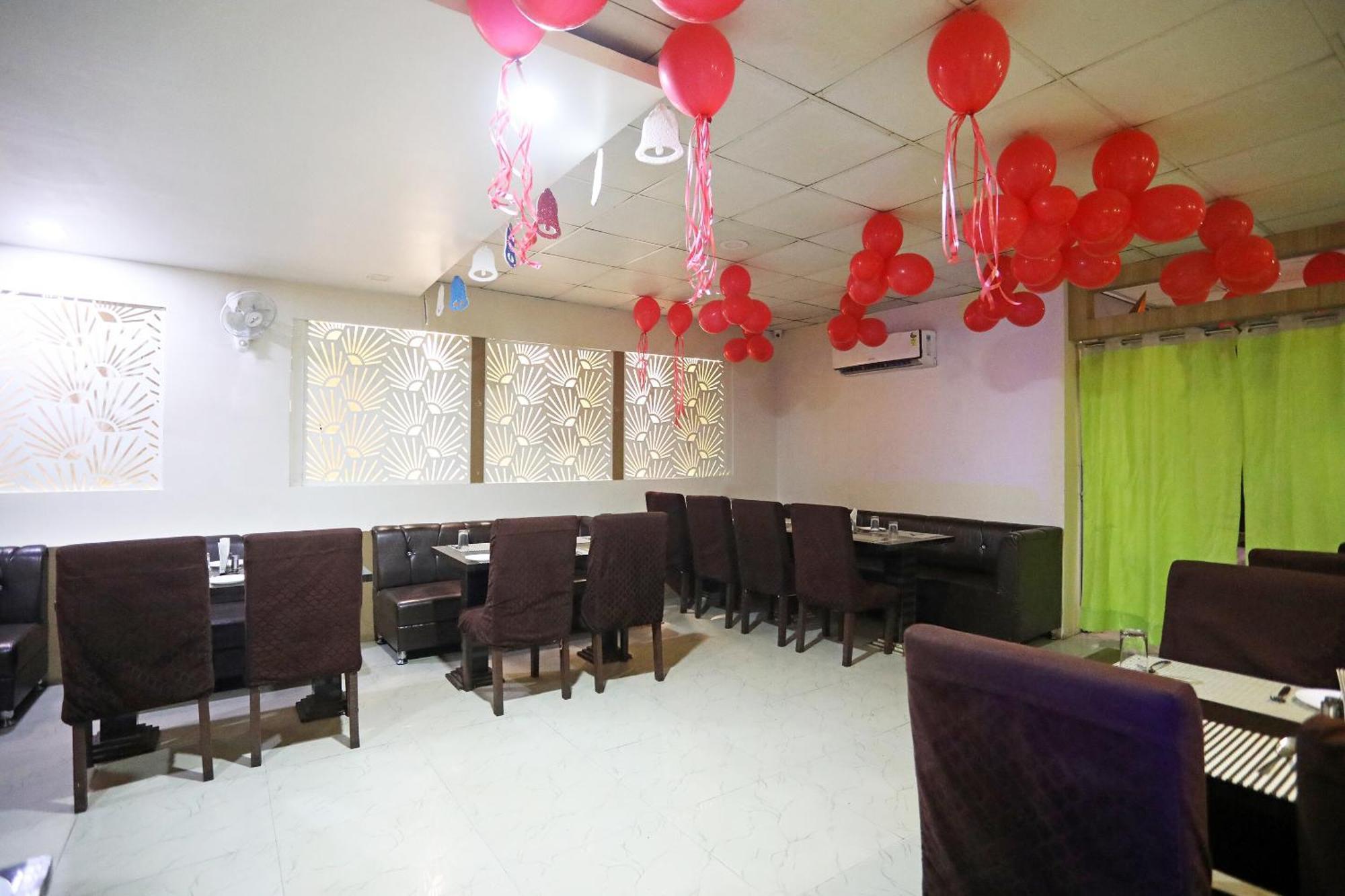 Oyo 11005香提宫酒店 阿格拉 外观 照片
