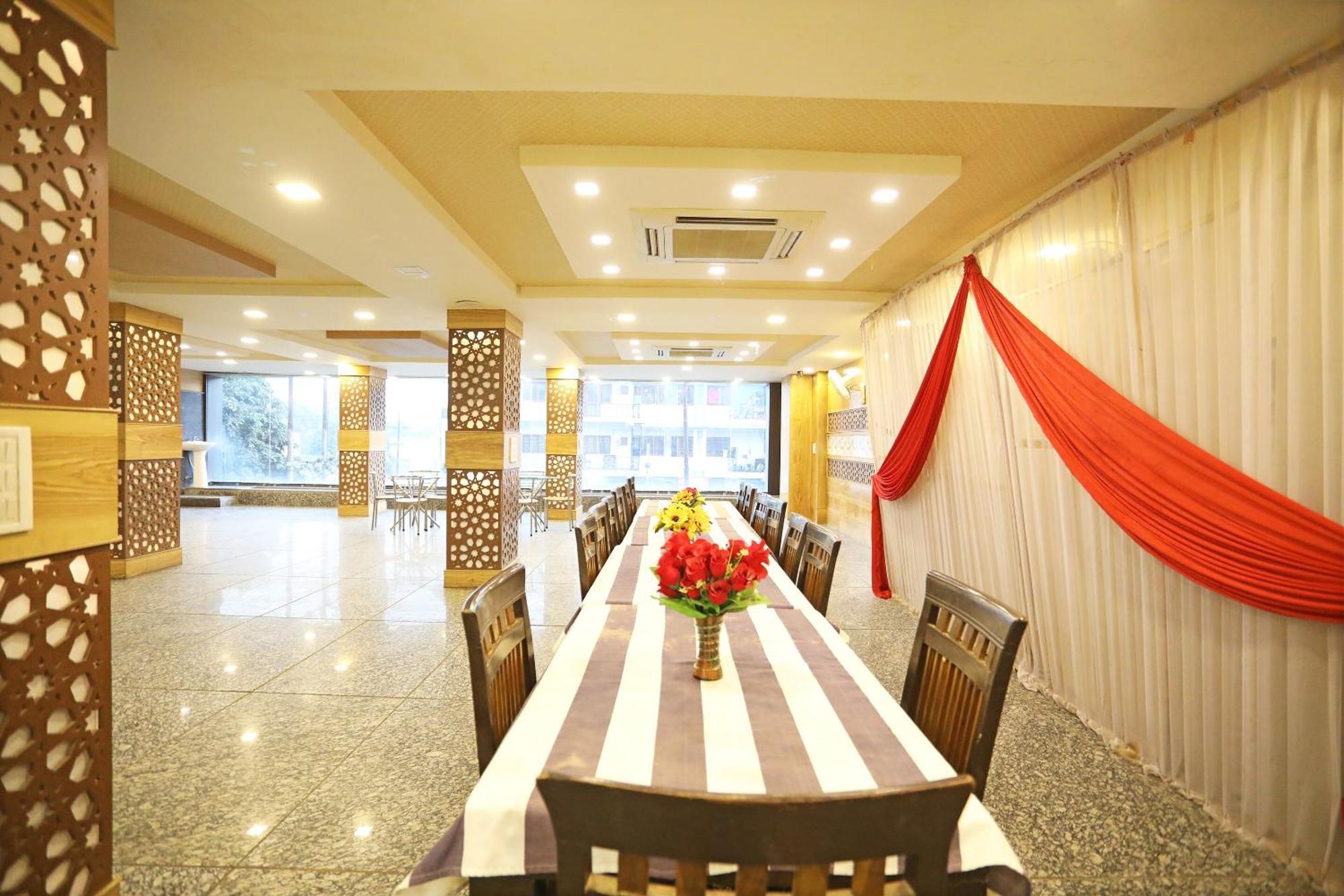 Oyo 11005香提宫酒店 阿格拉 外观 照片